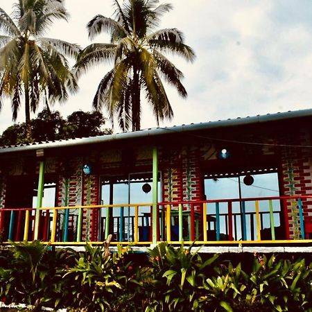 Hostal Liliana ブエナベントゥラ エクステリア 写真